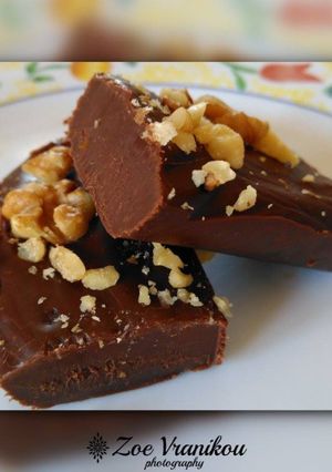 Φωτογραφία της συνταγής Chocolate Fudge - 4 υλικά