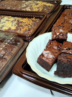 Foto resep Fudgy Brownies Shiny Crust