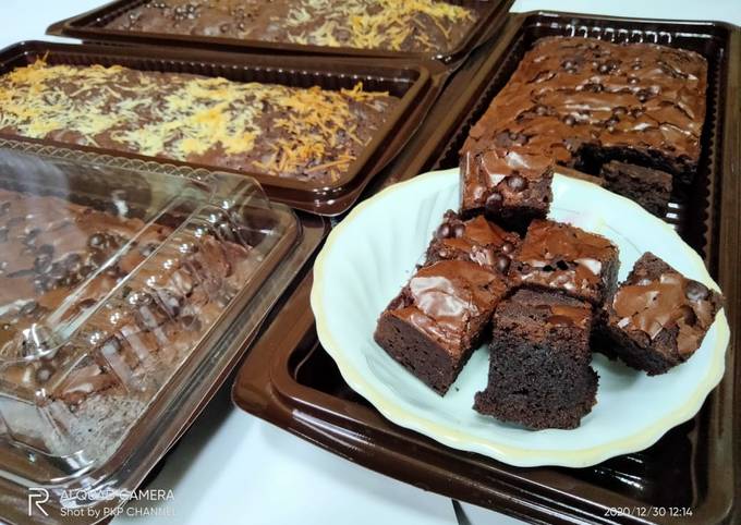 Fudgy Brownies Shiny Crust