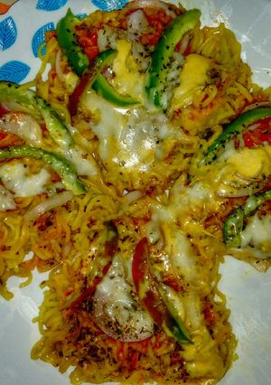 A picture of Maggi Pizza.