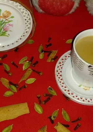মশালা চা (masala chai recipe in Bengali) রেসিপির প্রধান ছবি