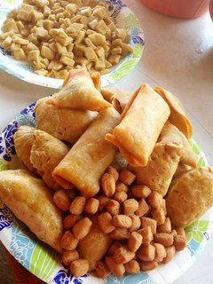 A picture of Assorted small chops.