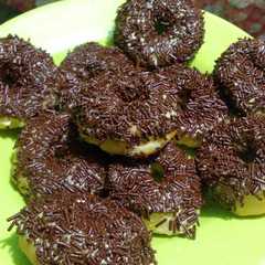 รูปของ Donat Kampung Simpel dan Empuk