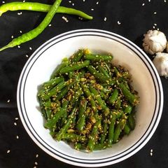 #StirFriedBeansWithSesameAndGarlic A picture of #StirFriedBeansWithSesameAndGarlic.