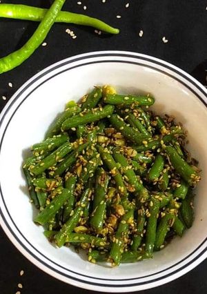 A picture of #StirFriedBeansWithSesameAndGarlic.