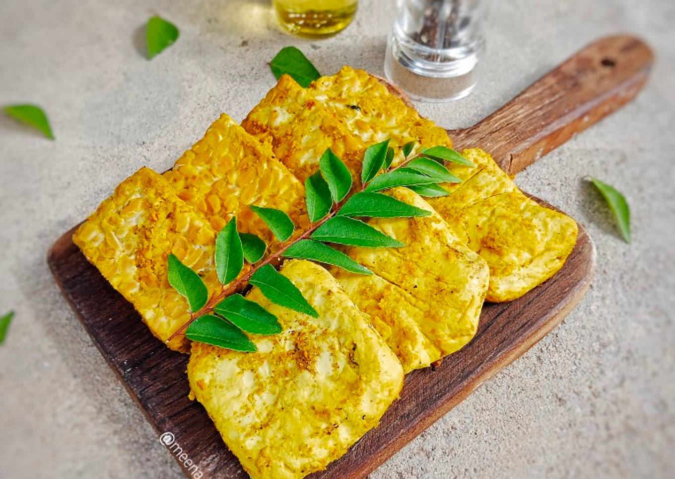 Tahu/Tempe ungkep bumbu kari