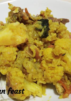 A picture of Muri ghonto/Bengali fish head with rice.