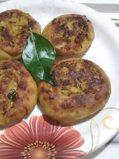 Potato stuffed shallow fry (Potato stuffed shallow fry recipe in tamil) செய்முறை முக்கிய புகைப்படம்