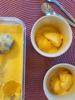 A picture of Mango Icecream.