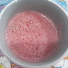 A picture of Watermelon and ginger drink.