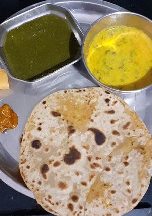 A picture of Gobhi masala paratha.
