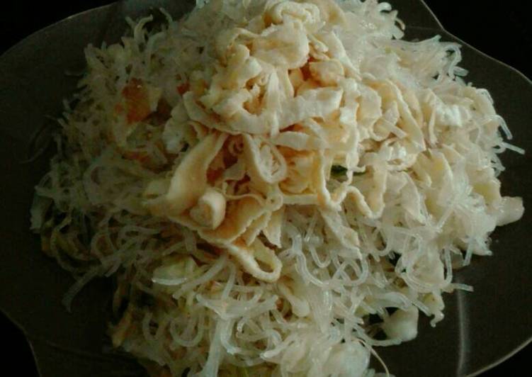 Resep Bihun Goreng oleh Devi Fanata - Cookpad