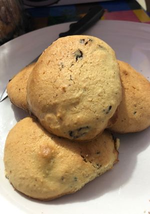 Una foto de Galletas de harina de garbanzo con trocitos de chocolate