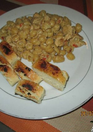 Una foto de Rica y sencilla pasta con pollo