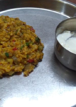 A picture of વેજીટેબલ ખીચડી.