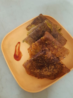 A picture of Besan chilla.