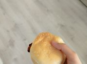 Une photo de sauce pour burger au poisson