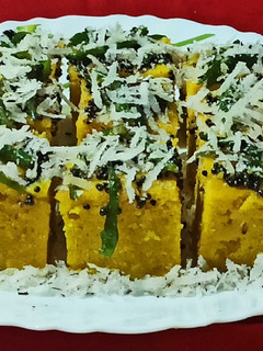 इंस्टेंट ढोकला (Instant Dhokla recipe in hindi) रेसिपी मुख्य फोटो