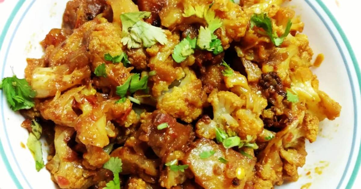 Crispy fried Aloo Gobi Recipe by Shikha Yashu Jethi - Cookpad