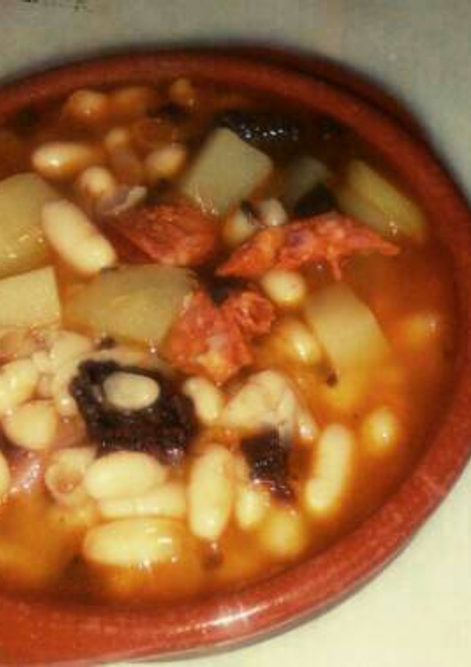 Una foto de Fabada asturiana sin olla a presión