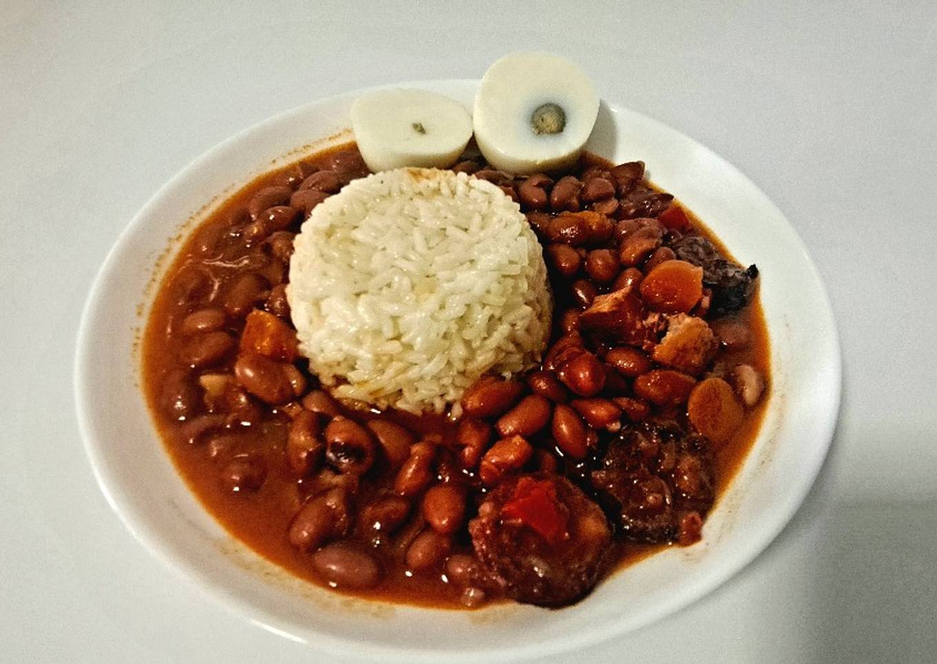 OLLA GM: Fabas pintas con arroz