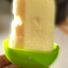 A picture of Kesar badam popsicles.