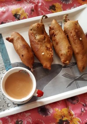 मिर्च के पकौड़े (mirch ke pakode recipe in Hindi) रेसिपी मुख्य फोटो