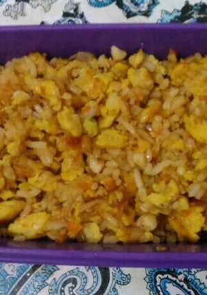 Foto resep MPAsi Nasi Goreng Cumi, sayur, dan telur (1y+)