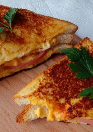 Фото Monte Cristo sandwich/ Сендвіч Монте Крісто.