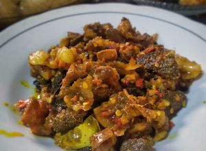 Foto resep Oseng jeroan sapi