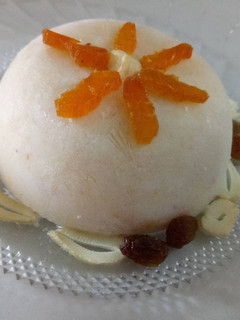 A picture of Dry dates (chhuara) yogurt.