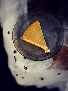 Una foto de Tarta cheesecake cebra de calabaza Halloween