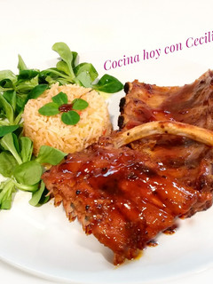 Foto principal de Costillas de cerdo al horno con salsa barbacoa
