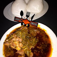 A picture of Tuwon shinkafa with Ugu/ waterleaf soup.