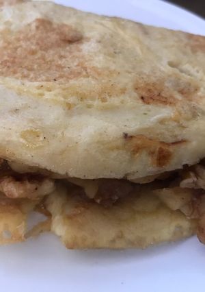 Una foto de Panqueque de avena con manzana y nuez