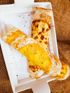A picture of Egg Rolls.