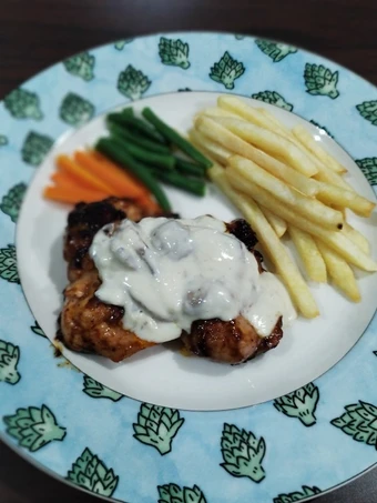 Langkah Mudah untuk Menyiapkan Resep Chicken Steak with Mushroom Sauce yang Bikin Ngiler Anti Ribet, Sempurna