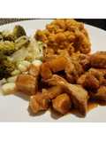 Cerdo agridulce con piña, puré de camote y ensalada de mamá