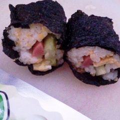 A picture of Shapeless Japanese Sushi.