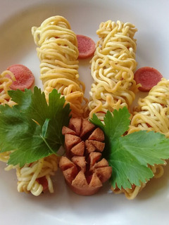 Foto resep Sosis Gulung Mie #46