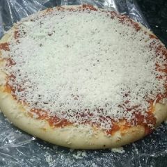 A picture of Cheese pizza.