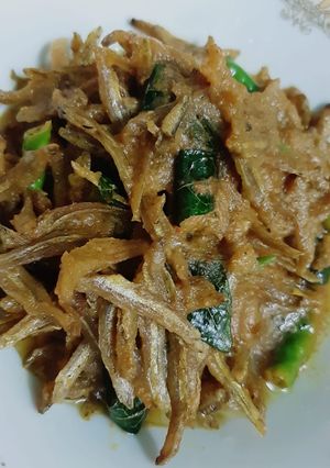 Foto resep Kareng teuphep (teri tumis asam sunti)