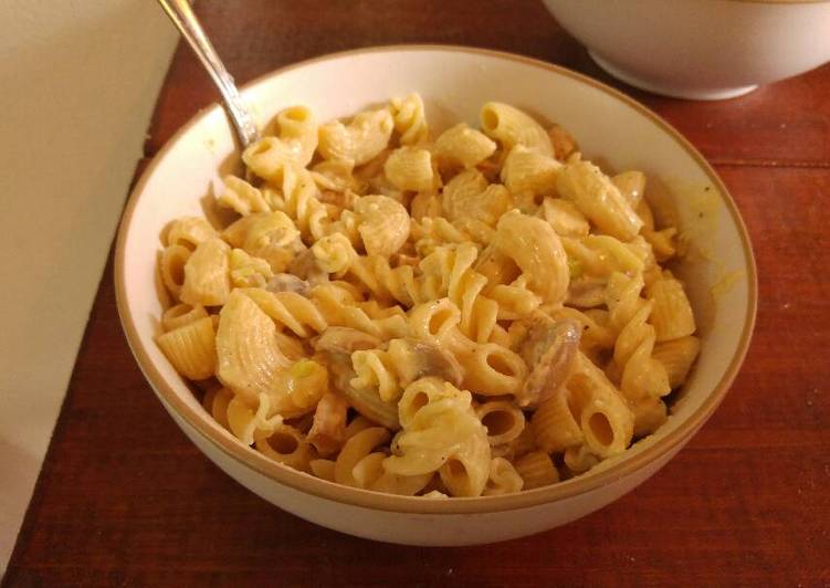 Recipe of Speedy Chicken Alfredo Pasta