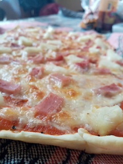 Una foto de Pizza hawaiana