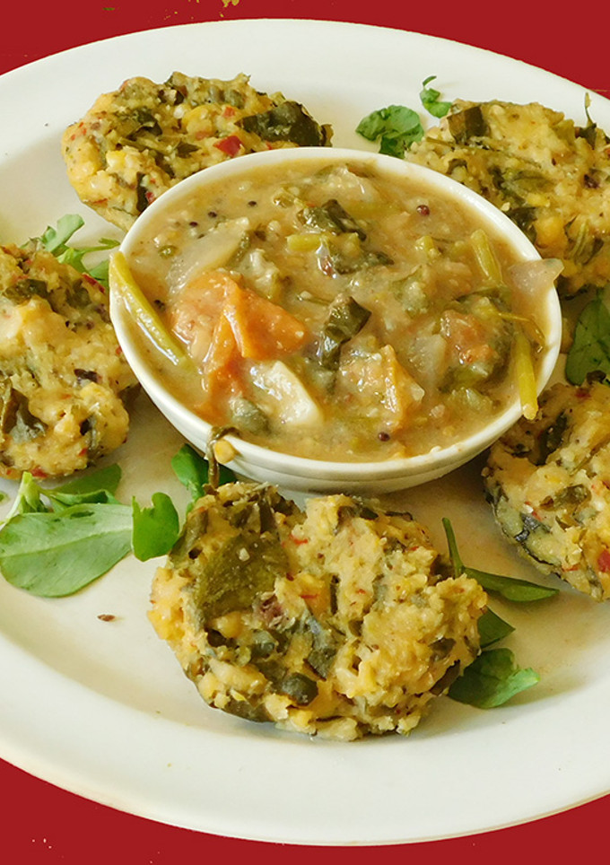 மெந்தய கீரை வடை, மெந்தய கீரை தக்காளி சாஸ் (Venthaya keerai vadai, keerai sauce recipe in tamil) செய்முறை முக்கிய புகைப்படம்