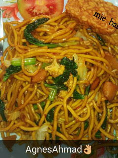 Foto resep Mie Basah Goreng Sosis