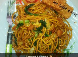 Foto resep Mie Basah Goreng Sosis
