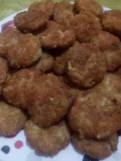 صورة لوصفة اقراص دجاج مع أرز وزيتون🧆