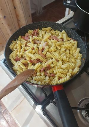 O poză a rețetei Spaghete cu carne mix cheddar/parmezan.