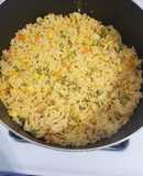 Arroz amarillo con vegetales mixtos